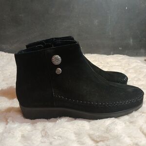 SAS Jade Onyx Womens Ankle Boots Size 8.5M